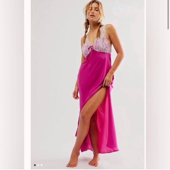 Free People Other - Free people maxi dress size Large magenta color